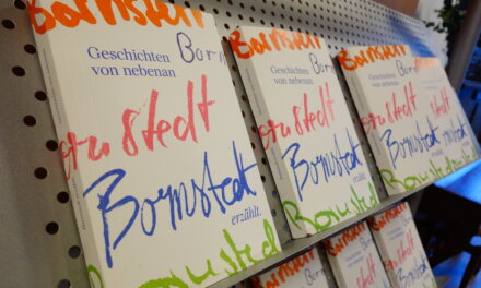 „Geschichten von nebenan – Bornstedt erzählt“ Ab jetzt bei uns im Stadtteilladen erhältlich!